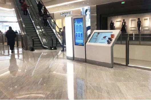 在選擇廣告機廠家的時候需要留心的地方有哪些？